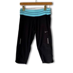 Nike Women's DriFit Compression Running/Athletic Capri Leggings